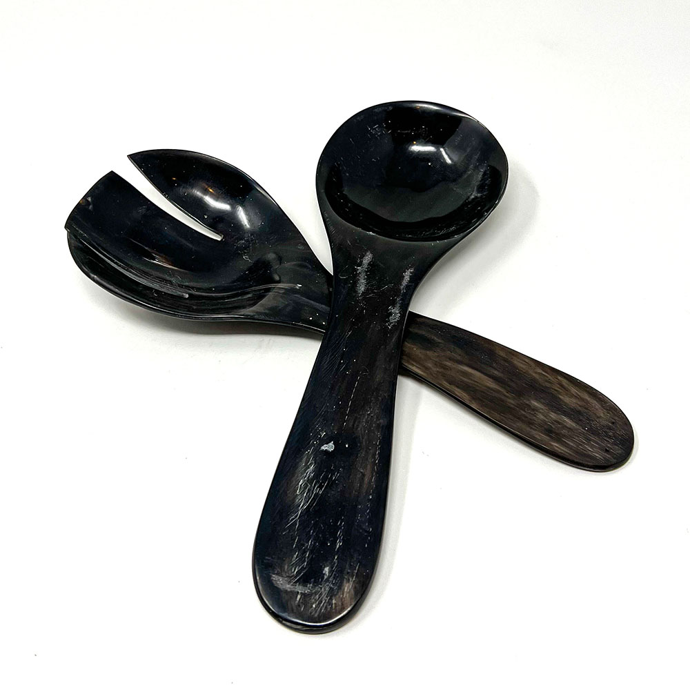 Horn Salad Servers